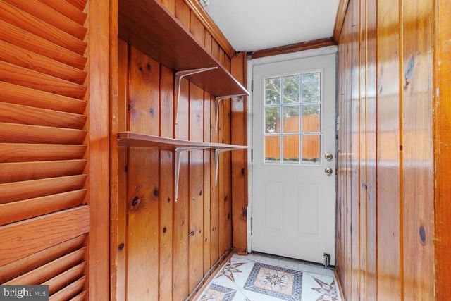 6138 BEACHWAY DR, Falls Church, VA 22041