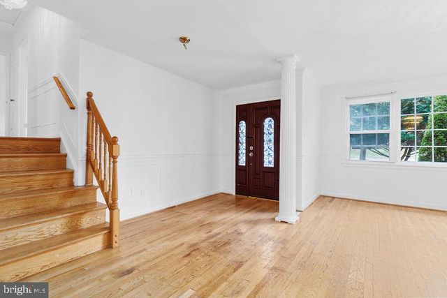 6138 BEACHWAY DR, Falls Church, VA 22041