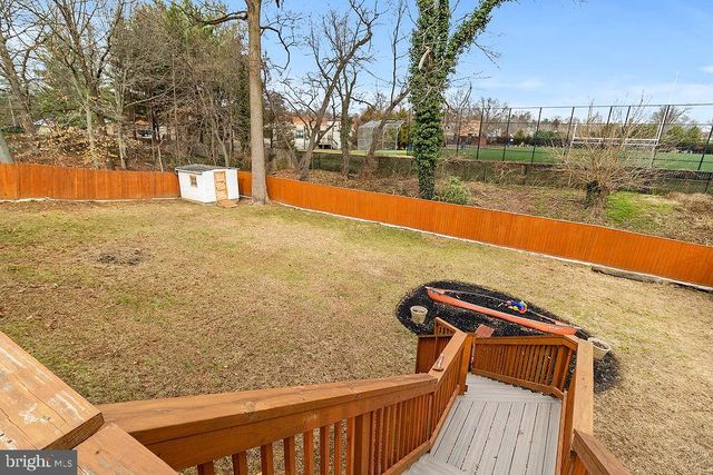 6138 BEACHWAY DR, Falls Church, VA 22041
