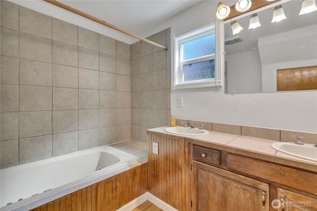 28404 85th Avenue S, Auburn, WA 98002