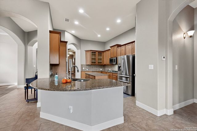 23330 Bison Cyn, San Antonio, TX 78261