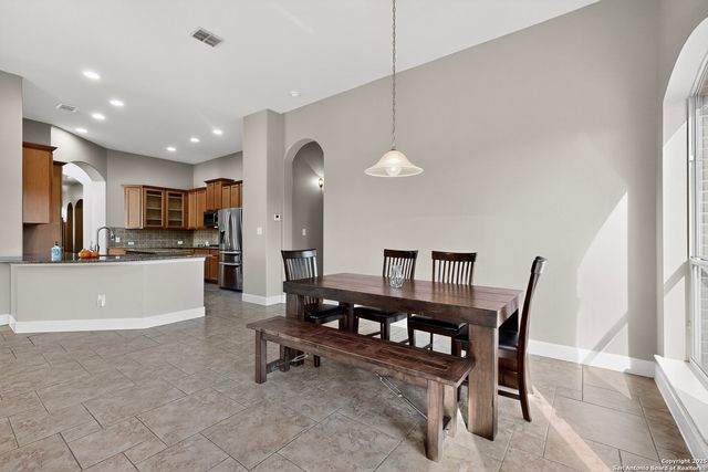 23330 Bison Cyn, San Antonio, TX 78261