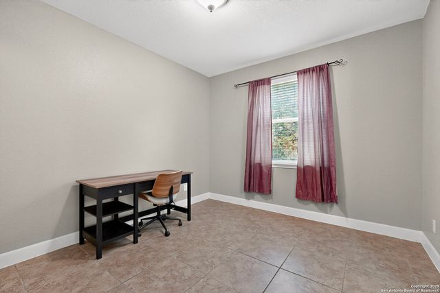 23330 Bison Cyn, San Antonio, TX 78261