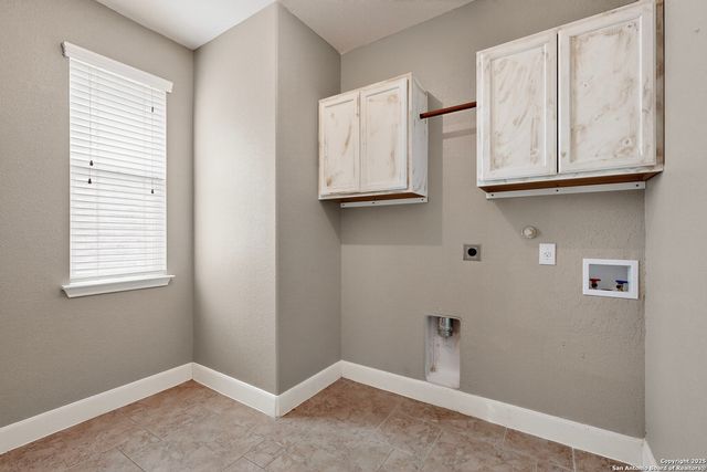 23330 Bison Cyn, San Antonio, TX 78261