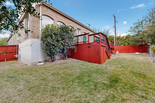 23330 Bison Cyn, San Antonio, TX 78261
