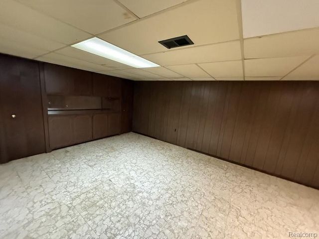 34660 Macdonald Drive, Sterling Heights, MI 48310