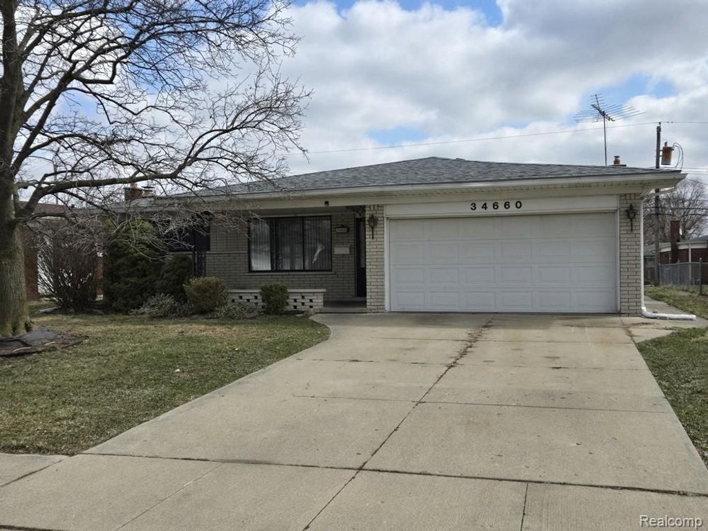 34660 Macdonald Drive, Sterling Heights, MI 48310