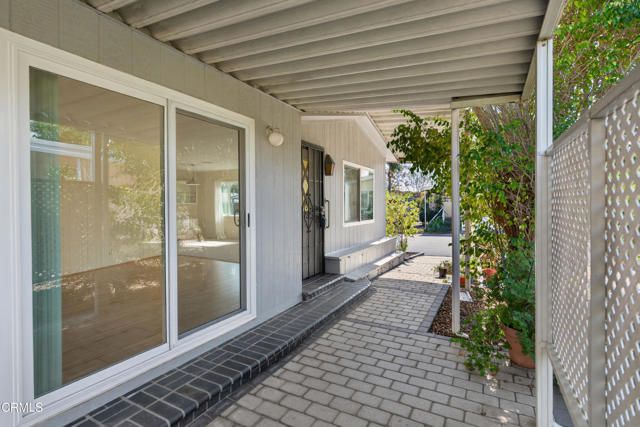 222 Calle Fronte 29, Camarillo, CA 93012