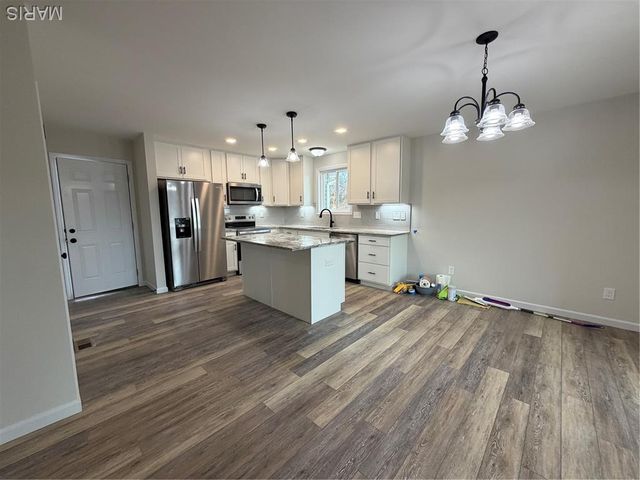 25584 Chaparral, Warrenton, MO 63383