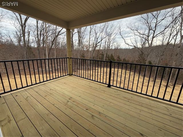 25584 Chaparral, Warrenton, MO 63383