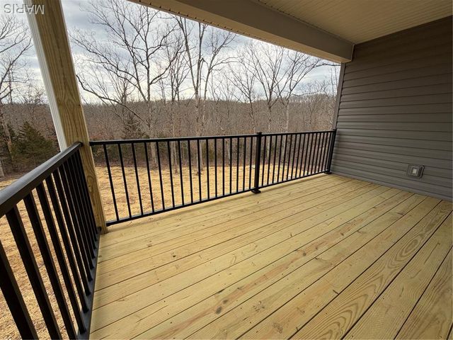 25584 Chaparral, Warrenton, MO 63383