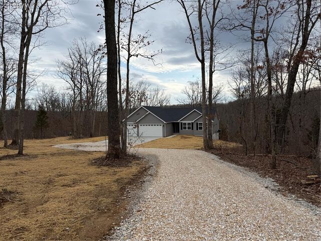 25584 Chaparral, Warrenton, MO 63383