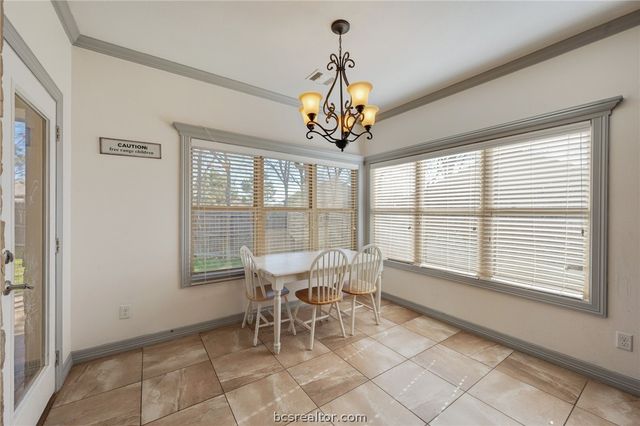 2912 Ascot Court, Bryan, TX 77808
