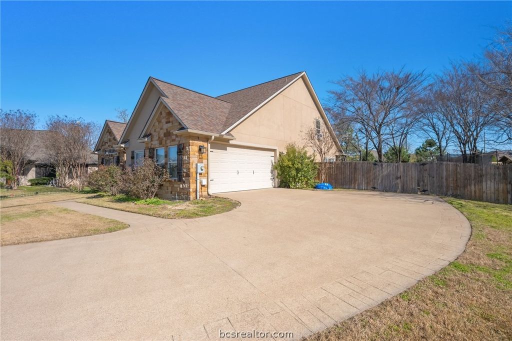 2912 Ascot Court, Bryan, TX 77808 — photo 3