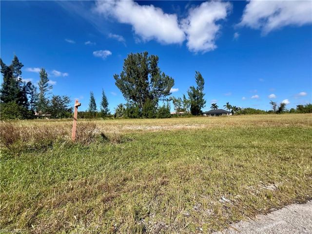 1430 NW 24th PL, Cape Coral, FL 33993