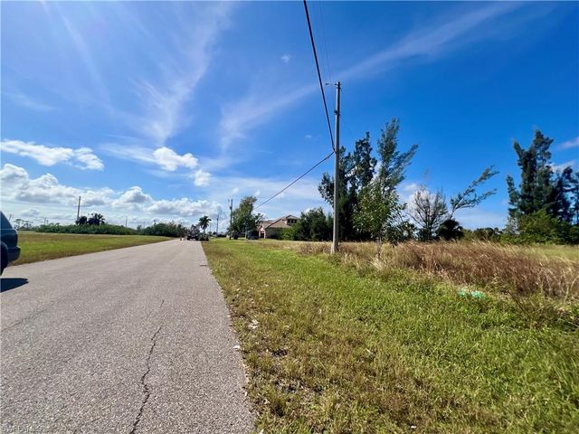 1430 NW 24th PL, Cape Coral, FL 33993