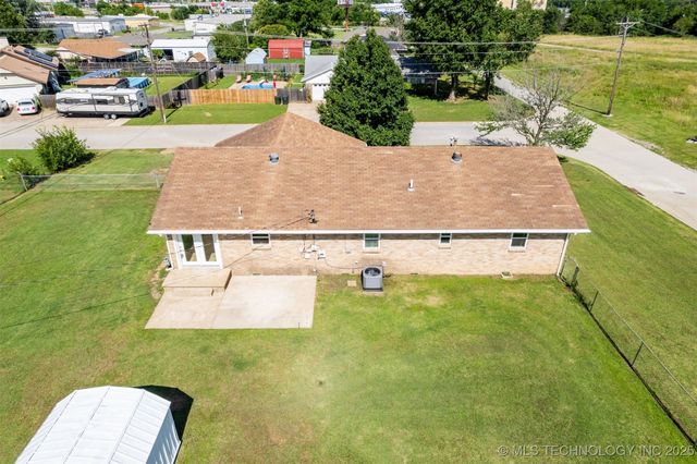 1377 S WORTMAN Avenue, Claremore, OK 74017