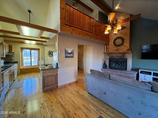 2740 Air Park Drive, Overgaard, AZ 85933