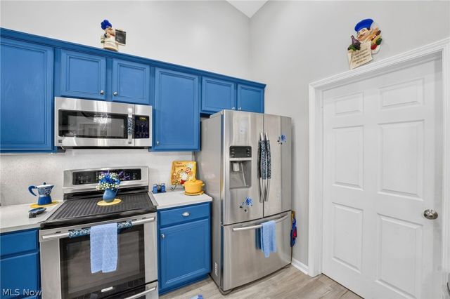 4860 Meadow Lark Drive, Lorain, OH 44053