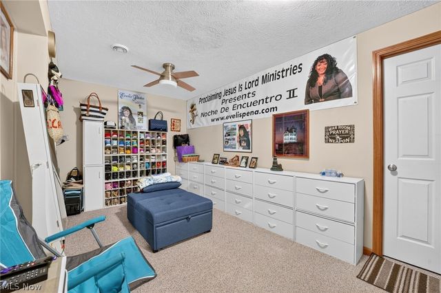 4860 Meadow Lark Drive, Lorain, OH 44053
