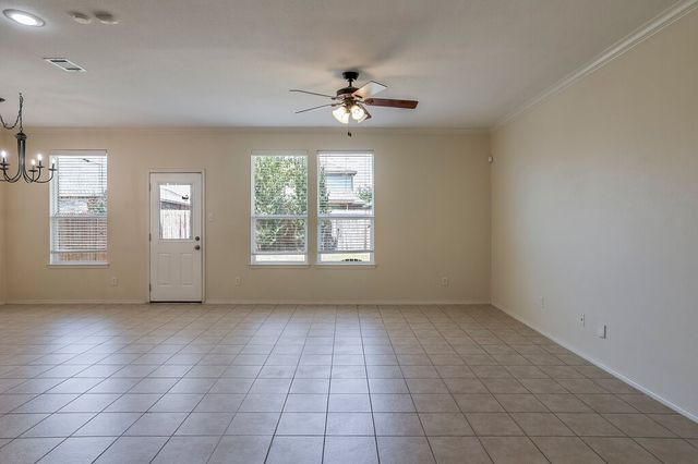 807 Bastrop Drive, Arlington, TX 76002