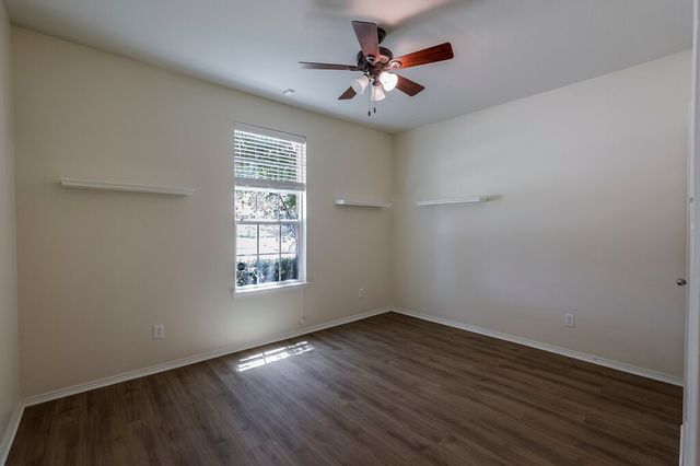807 Bastrop Drive, Arlington, TX 76002