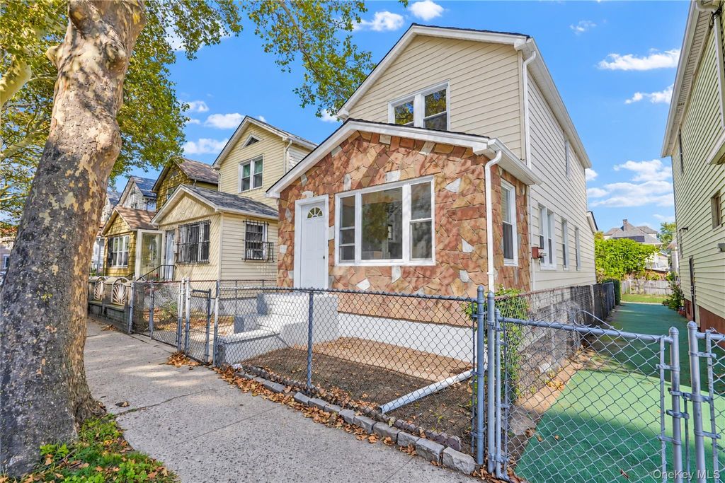 109-33 Union Hall Street, Jamaica, NY 11433 — photo 3