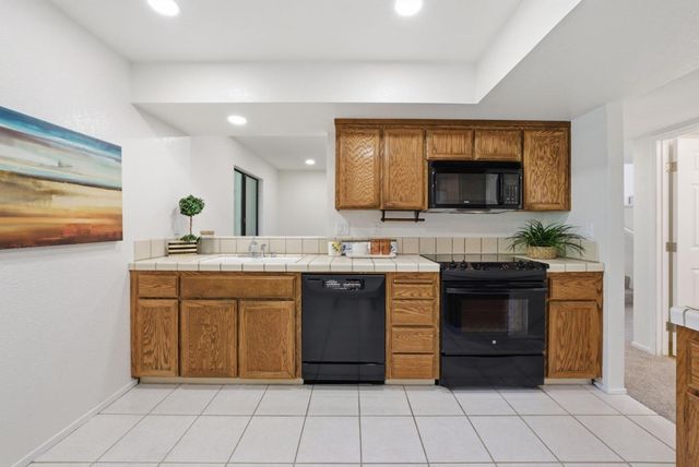 22475 Mcclellan Road, Cupertino, CA 95014