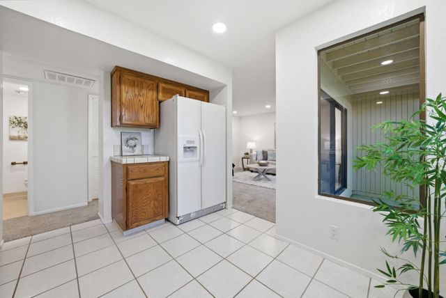22475 Mcclellan Road, Cupertino, CA 95014