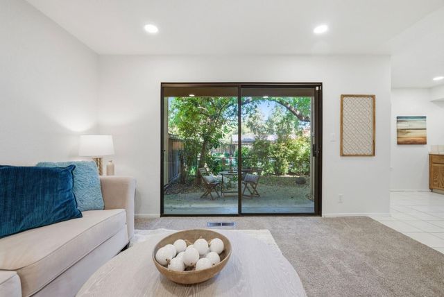 22475 Mcclellan Road, Cupertino, CA 95014