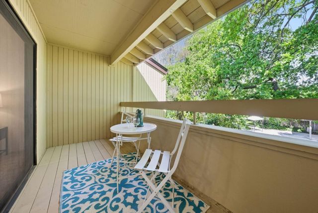 22475 Mcclellan Road, Cupertino, CA 95014