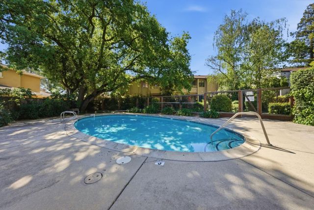 22475 Mcclellan Road, Cupertino, CA 95014