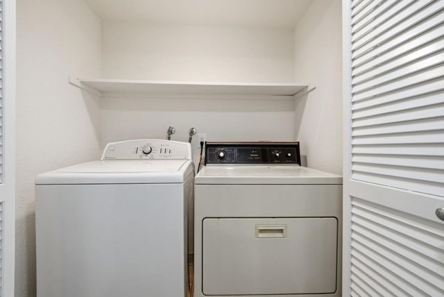 22475 Mcclellan Road, Cupertino, CA 95014