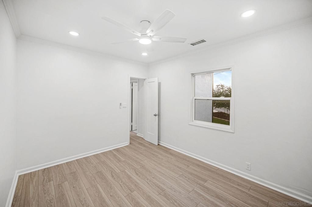 Image 37 of property listing at 9465 Emerald Grove Ave, Lakeside, CA 92040