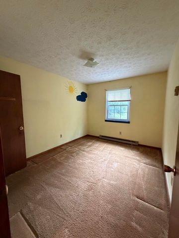 60 Grover Whitehead Road, Whitley City, KY 42653
