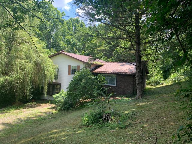 60 Grover Whitehead Road, Whitley City, KY 42653