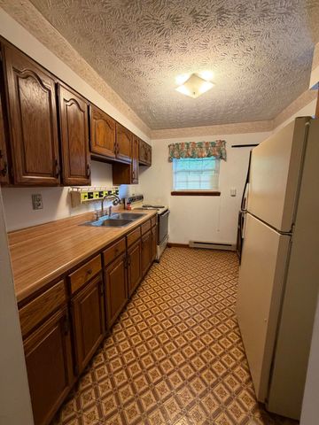 60 Grover Whitehead Road, Whitley City, KY 42653