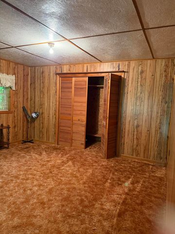 60 Grover Whitehead Road, Whitley City, KY 42653