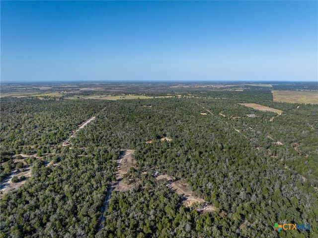 555 Altamira Lane, Dale, TX 78616