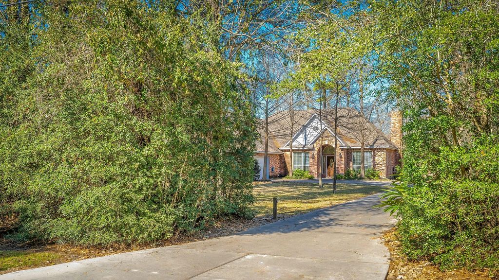 2500 Centerline Road, Conroe, TX 77384
