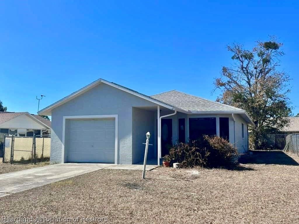 4325 THOMPSON Avenue N, Sebring, FL 33875