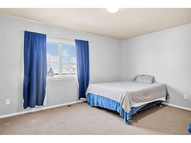 320 Short Dr, Dacono, CO 80514