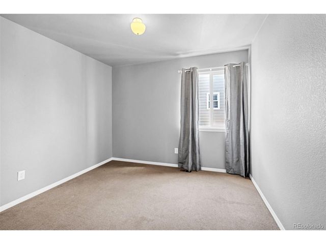 320 Short Dr, Dacono, CO 80514