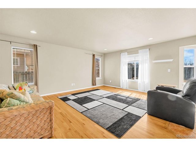 320 Short Dr, Dacono, CO 80514