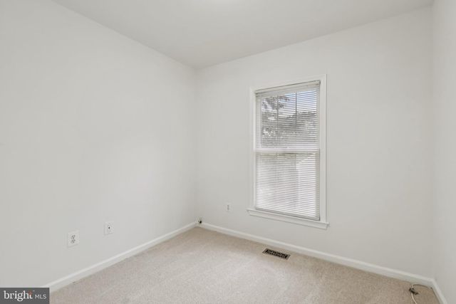 7673 NORTHERN OAKS CT, Springfield, VA 22153