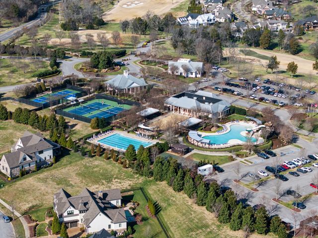 8064 Heirloom Blvd, College Grove, TN 37046