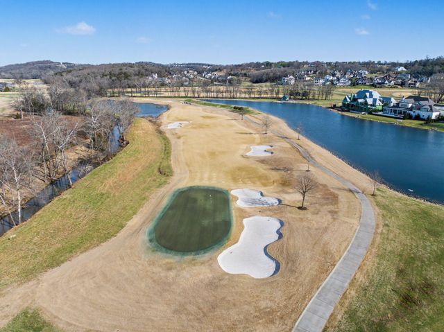 8064 Heirloom Blvd, College Grove, TN 37046