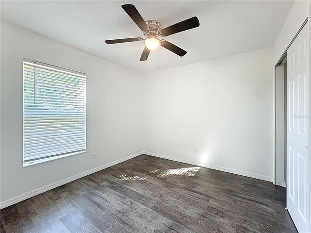 1006 DORA AVENUE, Tavares, FL 32778