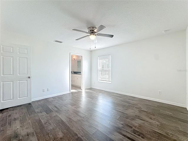 1006 DORA AVENUE, Tavares, FL 32778