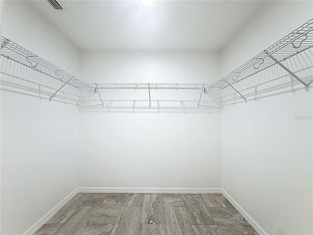 1006 DORA AVENUE, Tavares, FL 32778